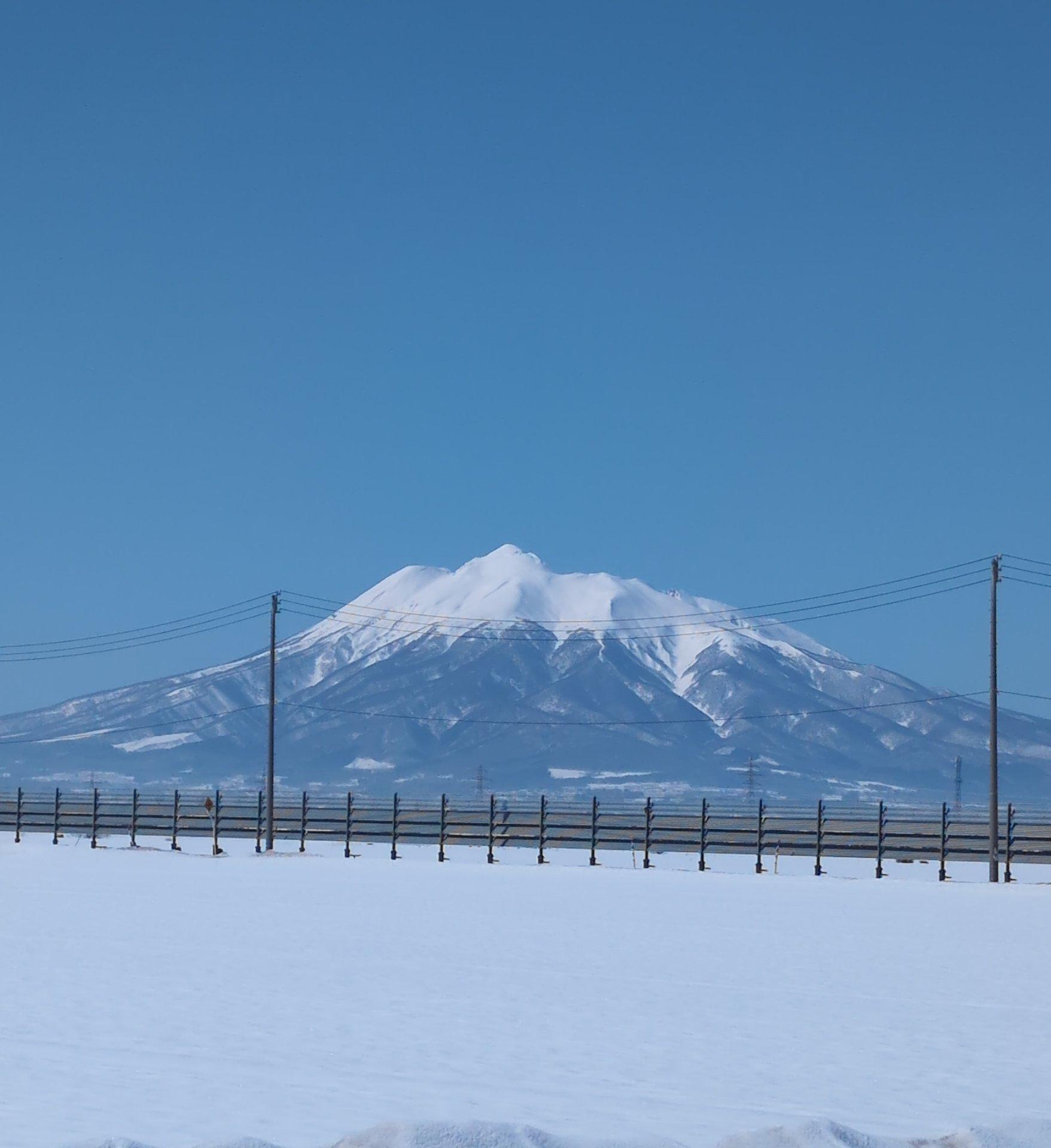 いい天気☀岩木山が綺麗です！