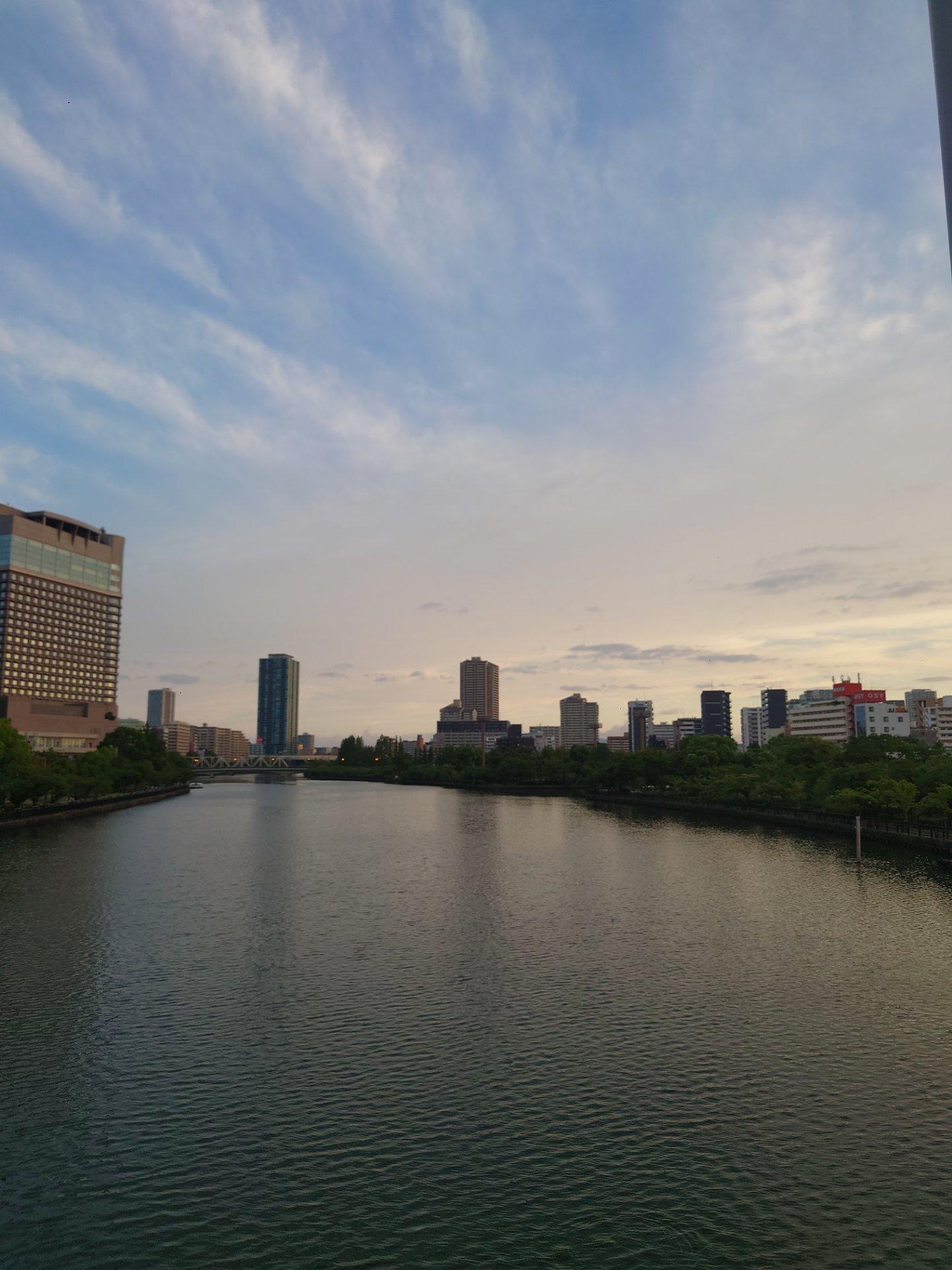 ＜いまの天気＞「今朝はここ数日で一番気温低いかなと感じます動いていたらそれなりに暑くは感じますが」